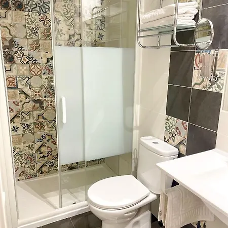 San Nicolas 3* لقنت