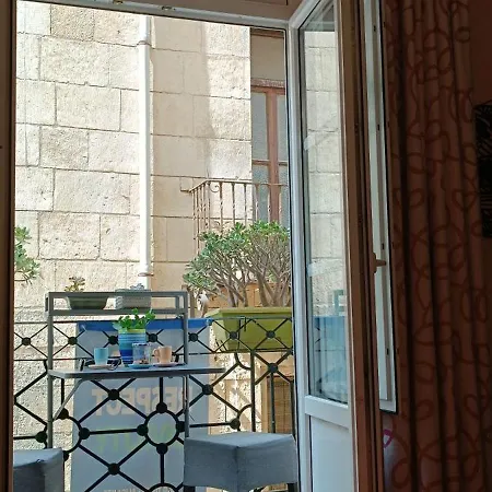 San Nicolas لقنت
